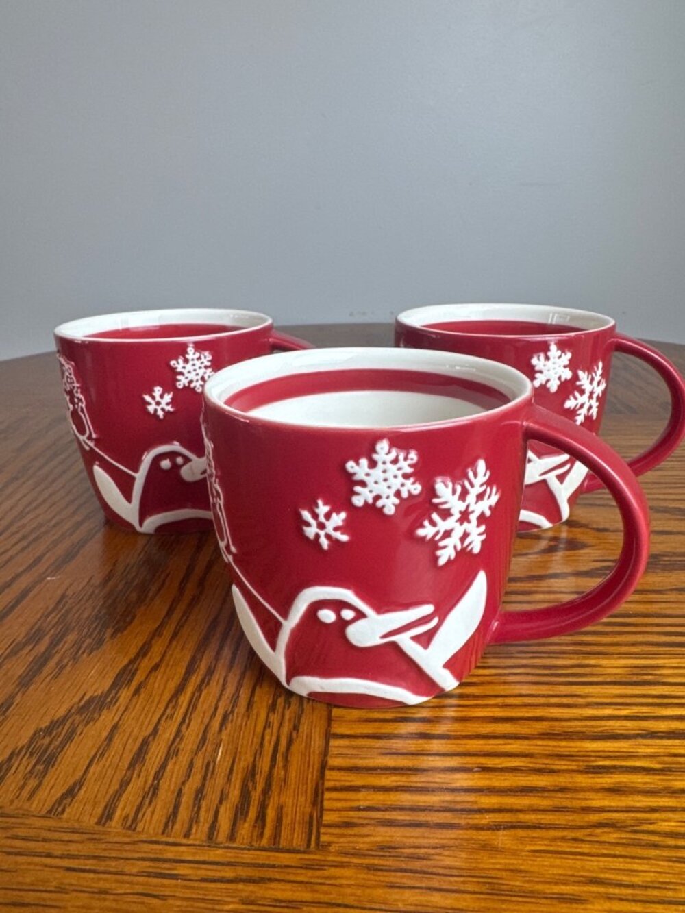 Starbucks Holiday 2007 Red Ceramic Mugs Set Of 3 Snowflake & Penguin Design 8oz